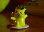 Pikachu on a surf (keychain)